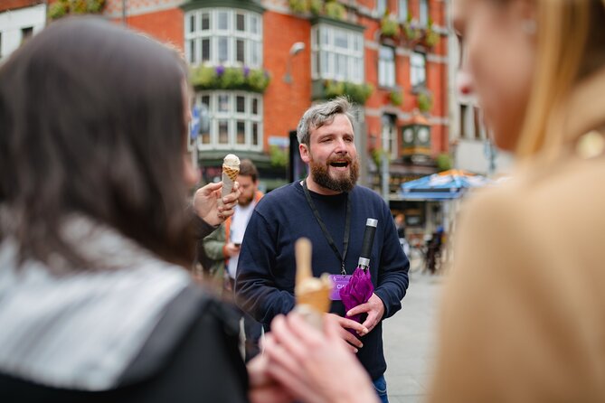 DayTripper Dublin: A Guided City Walking Tour - Exploring Dublin’s Iconic Streets and Statues