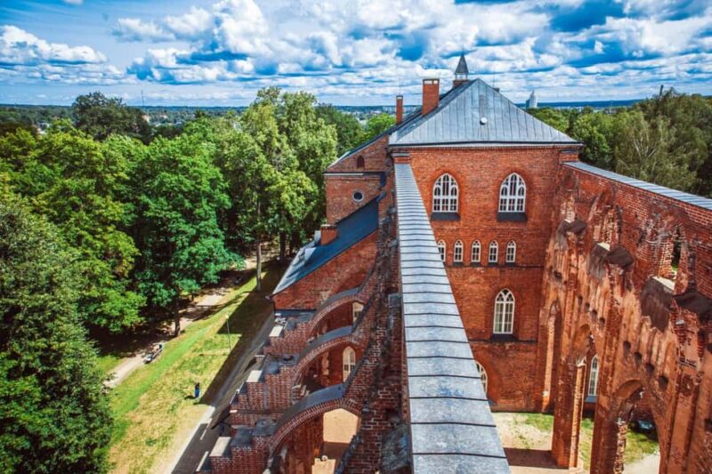 Dazzling Tartu City Cultural Private Walking Tour - Flexibility and Booking Options