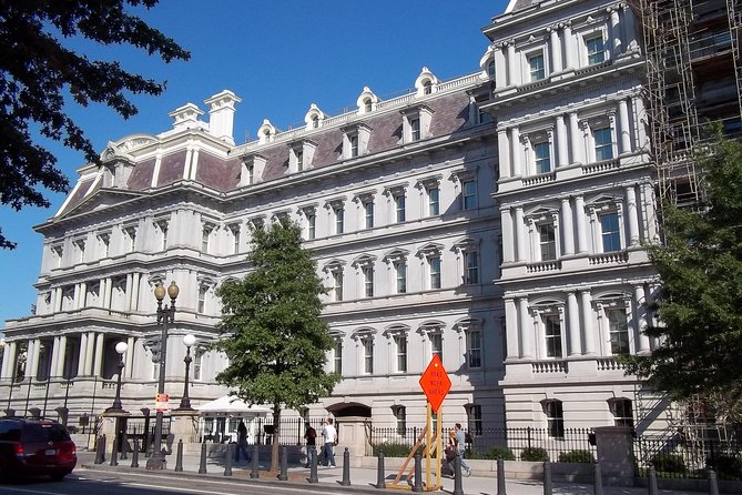 DC - Historical: At your leisure and your pace. Downloadable audiovisual tour. - Practical Aspects and Accessibility