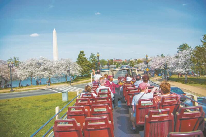 DC: Hop-on Hop-off, Night Tour, and Arlington Audio Guide - Audio Guide Options and Multilingual Commentary