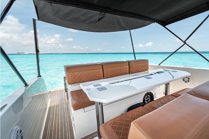 De Antonio D28 - Private Boat Tour (SEVEN MARES) - Onboard Food and Drinks: Ceviche and Refreshing Beverages