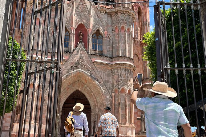 DE San Miguel DE Allende Guanajuato Day Tour from CDMX - Exploring San Miguel de Allende’s Historic Center