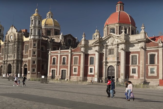 DE Teotihuacan and Basilica DE Guadalupe - Marveling at the Pyramids and Cultural Landmarks