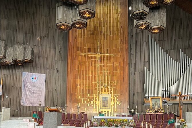 DE Teotihuacan and Basilica DE Guadalupe - Visiting the Basilica de Santa Maria de Guadalupe