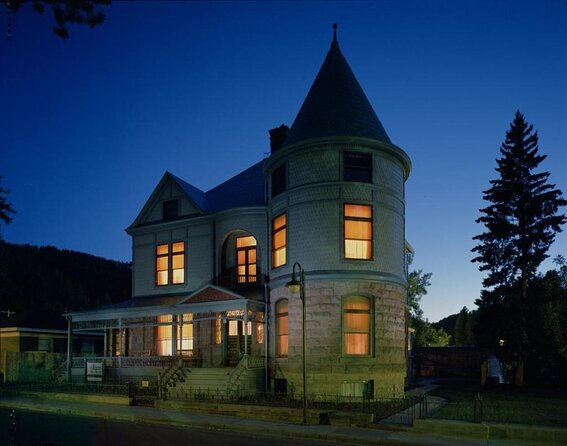 Deadwood Wild West Self Guided Smart Phone App Walking Tour - Explore Deadwood’s Historic Streets with a Self-Guided Smartphone Tour