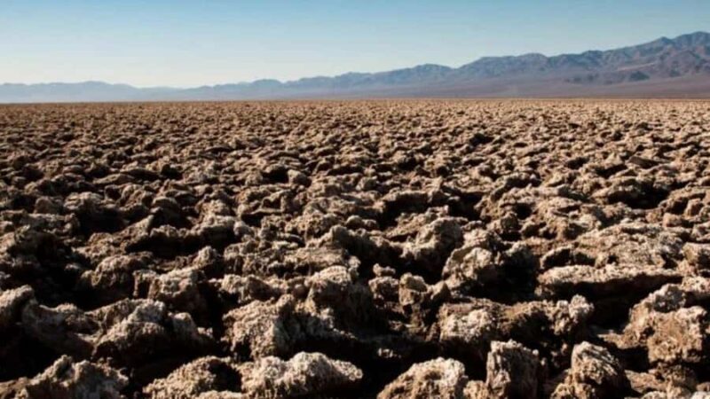 Death Valley: 1-Day Adventure & Stargazing Tour - Exploring the Lowest Point: Badwater Basin