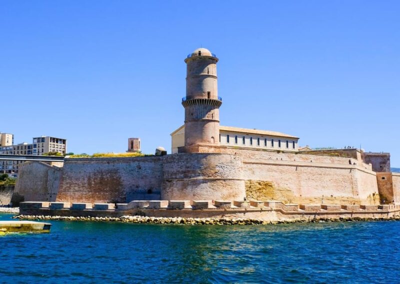 Découverte du plus vieux quartier de France : Le Panier - Practical Details and Transportation