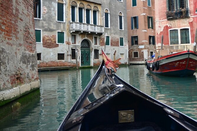 Deep into Venice: Morning Walking Tour & Gondola Ride - Booking, Availability, and Cancellation