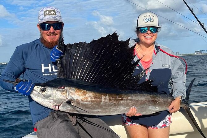 Deep sea fishing charters in Fort Lauderdale aboard 52' Hatteras - What You Can Expect During the 4-Hour Trip