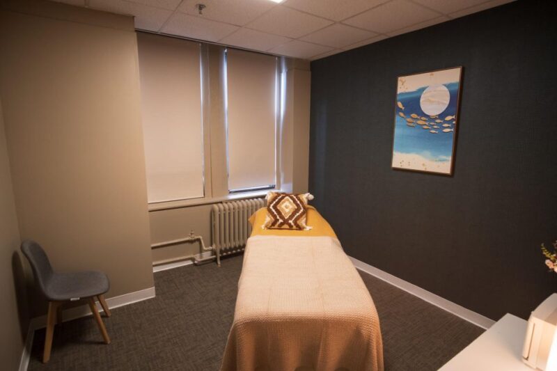Deep Tissue Massage Therapy NYC - 60 mins - Expert Deep Tissue Massage in NYC for 60 Minutes at $145