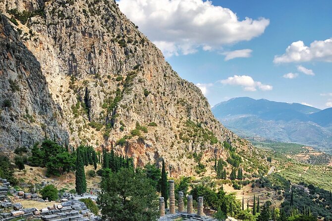 Delfi Full Day Private Sightseeing Tour - The Tholos of Athena Pronaia: A Photo-Worthy Sanctuary
