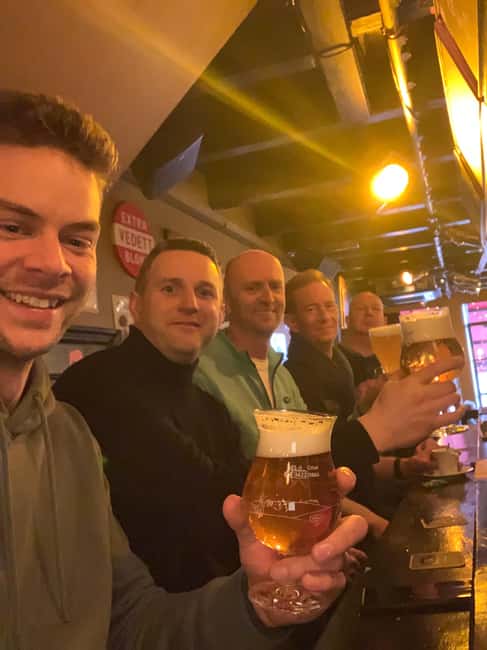 Delft Pub Crawl: Play, Explore, Enjoy! - Insights from the Guide: Stories and Local Knowledge