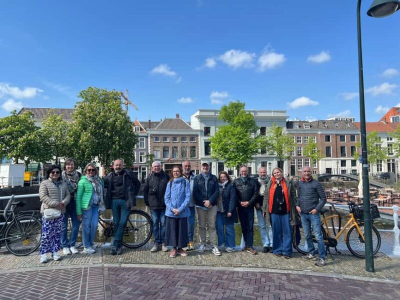 Delft & Rotterdam: Private Tour with Cube House and Transfer - Considerations for the Tour: Weather and Walking