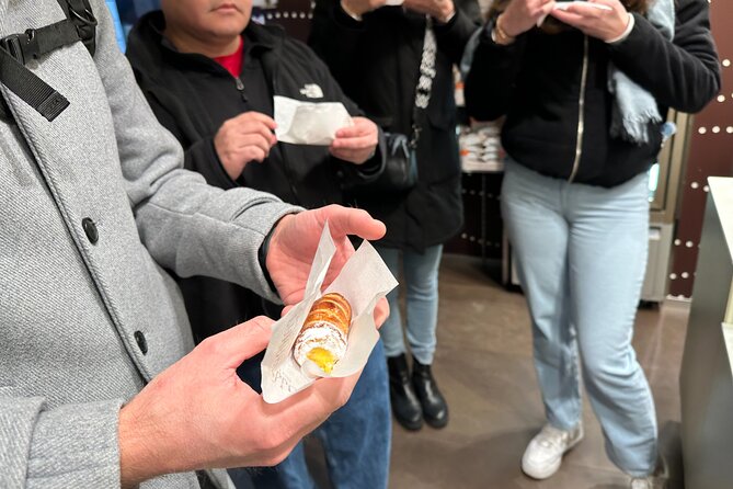 Delicious Milan Street Food Tour Tasting and Sightseeing with Local Guide - The Galleria Vittorio Emanuele II and Piazza del Duomo