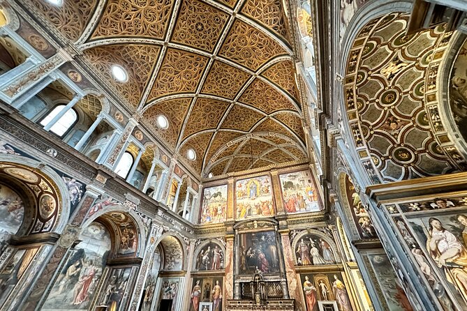 Delicious Milan Street Food Tour Tasting and Sightseeing with Local Guide - Sampling Milanese Specialties: Risotto, Cheese, and Vinegars