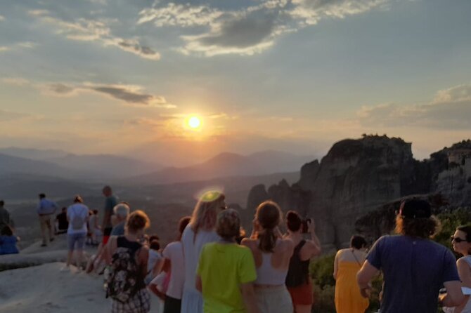 Delphi and Meteora Private Tour (up to 11 people) - Exploring the Mystical Archaeological Site of Delphi