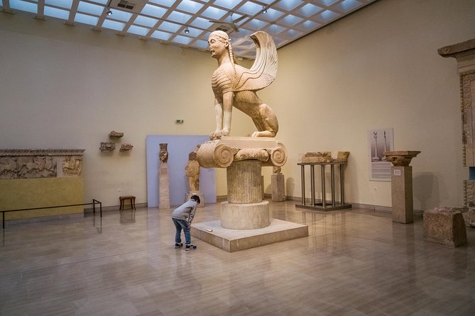 Delphi English Day Trip from Athens with Official Guide - Discovering the Delphi Museum and Its Masterpieces