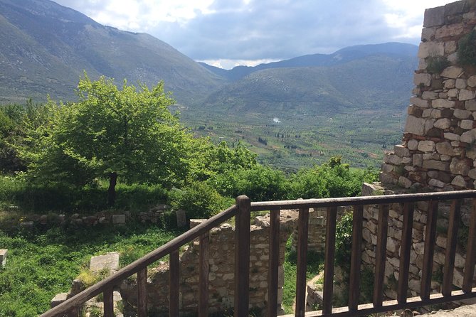 Delphi Meteora and Thermopylae 3-Day Private Tour - Meteora Monasteries: Nature and Spiritual Heritage