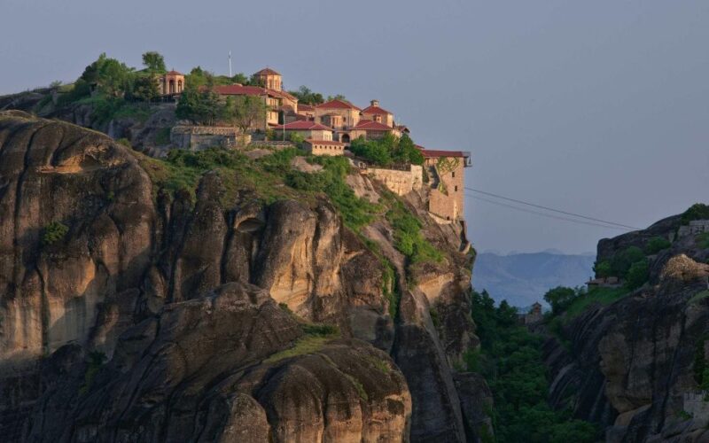 Delphi & Meteora Two (2) days Tour - Journey Through Central Greece to the UNESCO World Heritage Site of Meteora