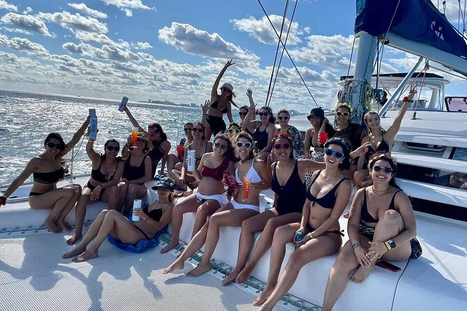 Deluxe Catamaran Tour to Isla Mujeres, from Costa Mujeres Hotels - Visiting the Iconic Isla Mujeres Ice Bar at -18°C