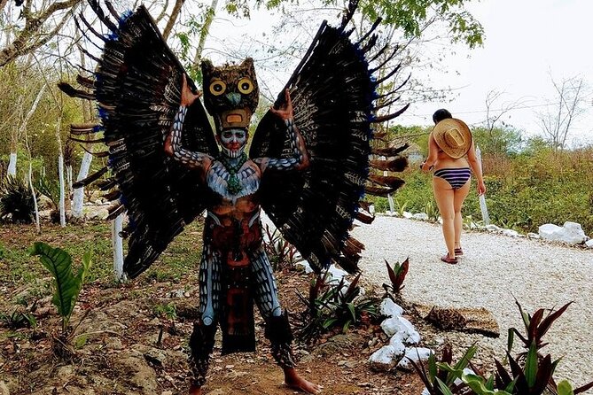 Deluxe Chichen Itza & 2 Cenotes! Round Transportation From Cancun - Exploring Valladolid: The Colonial Town