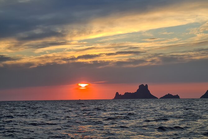 Deluxe Full-Day Private Sailing Tour in Ibiza & Formentera - Water Activities and Onboard Comforts