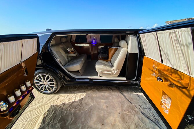 Deluxe GMC Limousine from CUN Airport to Cancun Hotel Zone - Clear Instructions and Contact Details for a Smooth Pickup