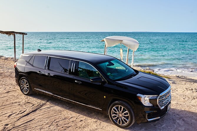 Deluxe GMC Limousine from CUN Airport to Playa Mujeres - How the GMC Limousine Transforms Airport Transfers in Cancun