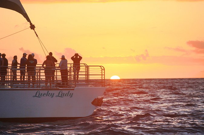 Deluxe Na Pali Sunset Tour on the Lucky Lady - Practical Tips for the Tour