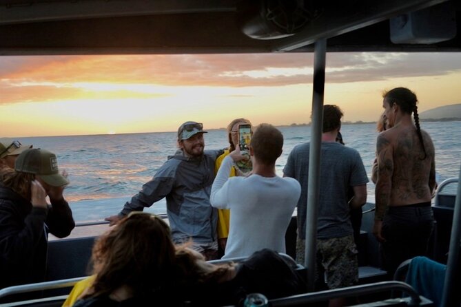 Deluxe Na Pali Sunset Tour on the Lucky Lady - Accessibility and Physical Requirements