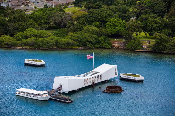 Deluxe Pearl Harbor, USS Arizona Memorial & Honolulu City Tour - Experience Honolulu’s Historic and Cultural Landmarks in One Tour