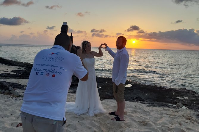 Deluxe Photography Session - Booking and Cancellation Policies