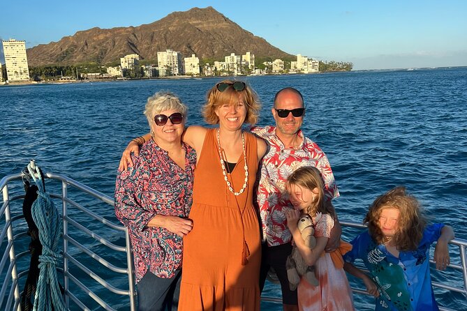 Deluxe Snorkel and Wildlife Cruise in Waikiki - Accessibility and Safety Precautions