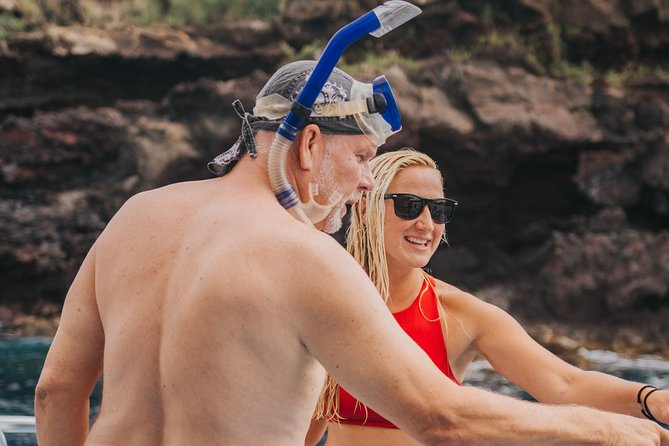 Deluxe Snorkel & Dolphin Watch Aboard a Luxury Catamaran from Kailua-Kona - Marine Wildlife Encounters and Seaside Views