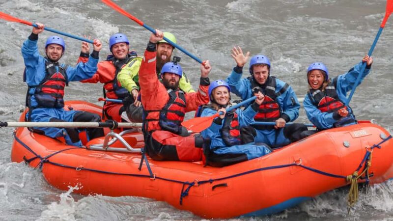 Denali, Alaska: Canyon Wave Raft Class III-IV Paddle/Oar - Who Will Love This Rafting Tour?