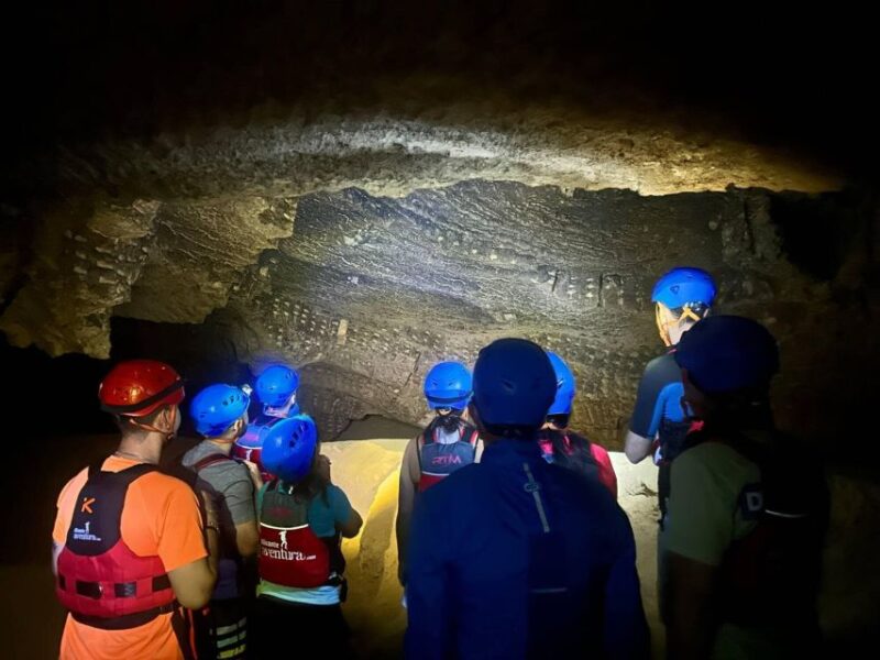 Dénia: Cova Tallada kayak trip - Return Trip to Les Rotes and Coastal Views