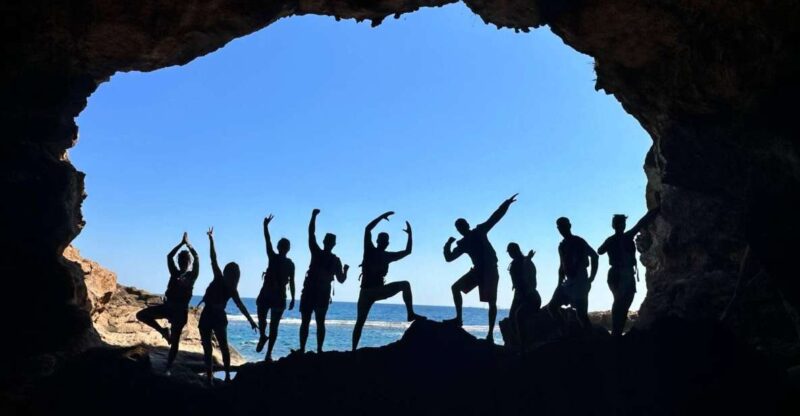 Dénia: Cova Tallada kayak trip - The Experience’s Strengths and Unique Features