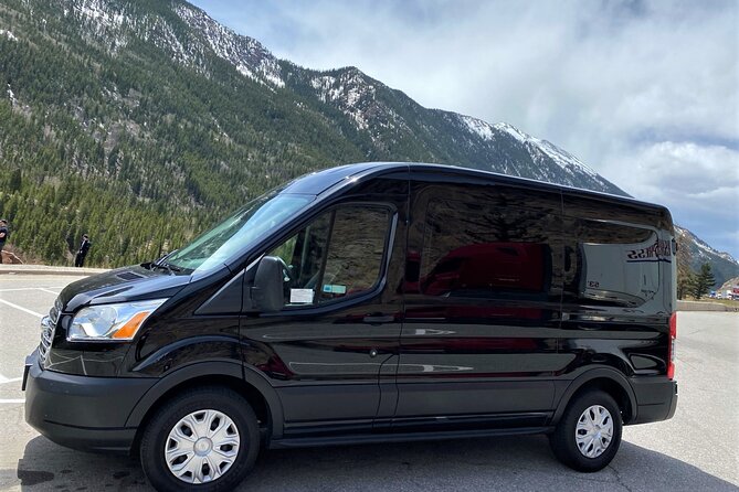 Denver Airport to Breckenridge/Keystone Private Shuttle - Comfortable and Convenient Transport from Denver Airport to Colorado Ski Resorts