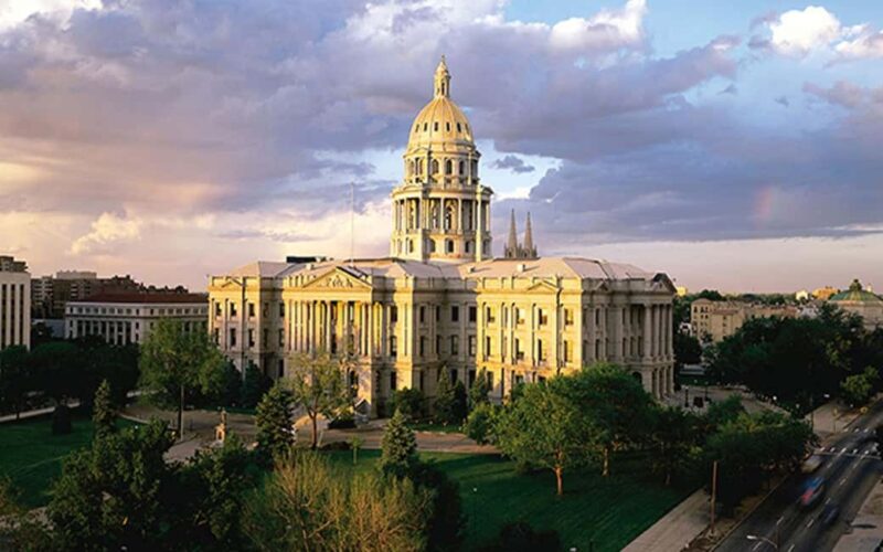 Denver City Highlights Tour - How it Compares to Other Denver Tours