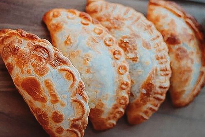 Denver Downtown 16th Street Food Tour - Enjoying Hoisin Duck Bao at Dragonfly Noodle