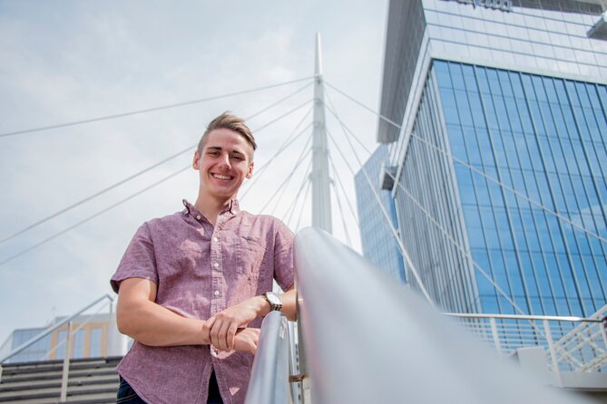Denver Downtown Highlights Private Guided Walking Tour - Marveling at the Colorado State Capitol