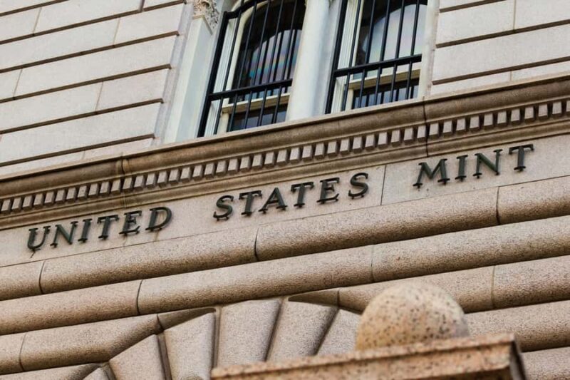 Denver Downtown Highlights Private Guided Walking Tour - Extending the Exploration: The 3-Hour Route Adds Kirkland Museum, Women’s History, and U.S. Mint