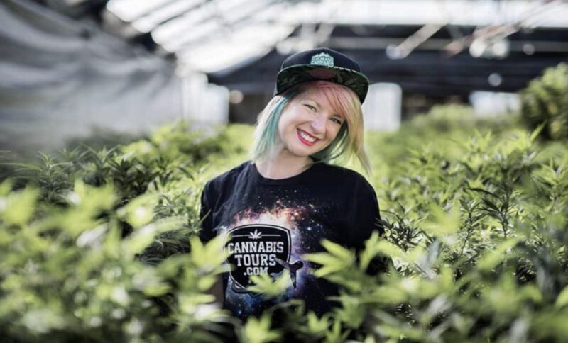 Denver: Private Luxury Cannabis Tour - Live Glass Blowing Demonstration and a Handmade Pipe