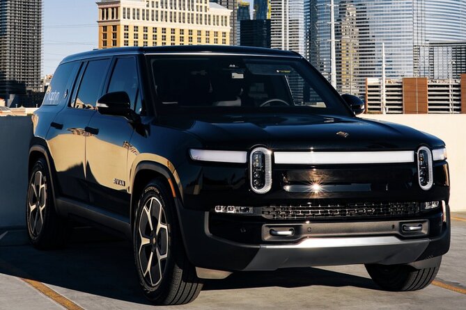 Departure by Eco SUV from Las Vegas City to Las Vegas LAS Airport - Smooth and Eco-Friendly Departure from Las Vegas to LAS Airport for $95.20