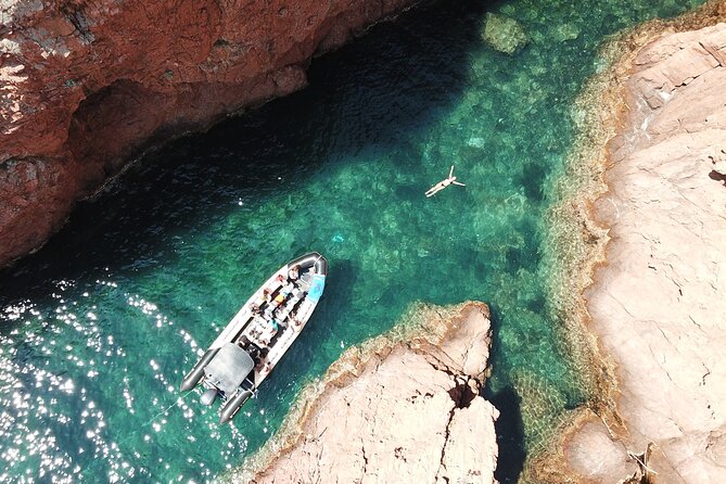Departure from Saint-Raphaël - The creeks of Estérel - Meeting Point and Logistics in Saint-Raphaël
