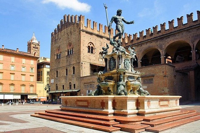 Departure Private Transfers: Bologna City to Bologna Airport BLQ in Luxury Van - What to Expect During the Transfer
