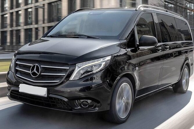 Departure Transfer Bologna City to Bologna Airport BLQ by Van - Cost-Effective Group Travel and Discounts