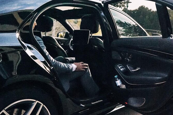 Departure Transfer: Copenhagen to Airport CPH by Business Car - The Service Provider: PROFI DRIVER