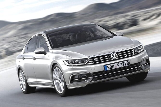 Departure Transfer from Barcelona to Airport BCN in Private Car/Van - Efficient and Safe Airport Transfer in Barcelona