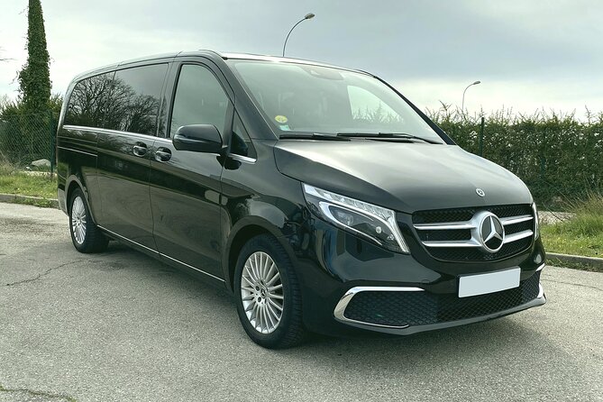 Departure Transfer from Madrid to Madrid Airport MAD in Private Van - The Experience: Professional, Courteous, and Punctual Drivers